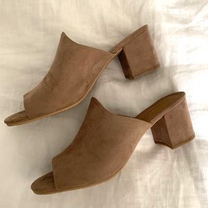Tan suede open toed mules